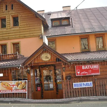 بيت ضيافة Willa Astor كارباش