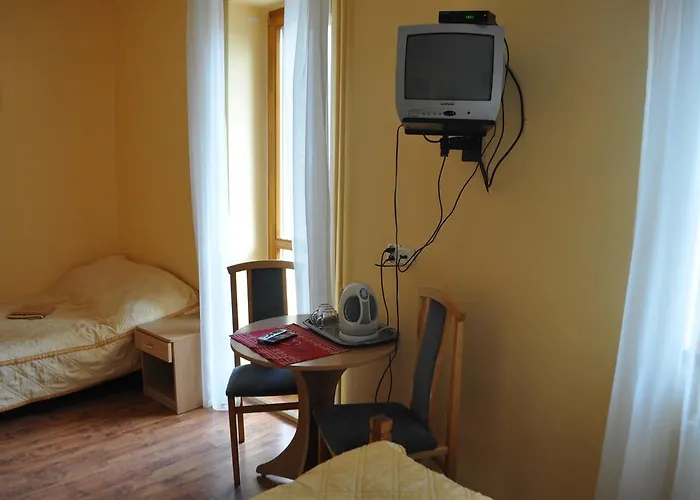 بيت ضيافة Willa Astor